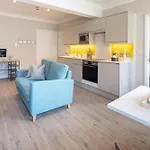 5 Park Street Avenue - Urban *