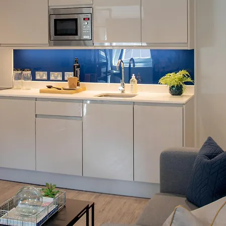 5 Park Street Avenue - Urban Διαμέρισμα *