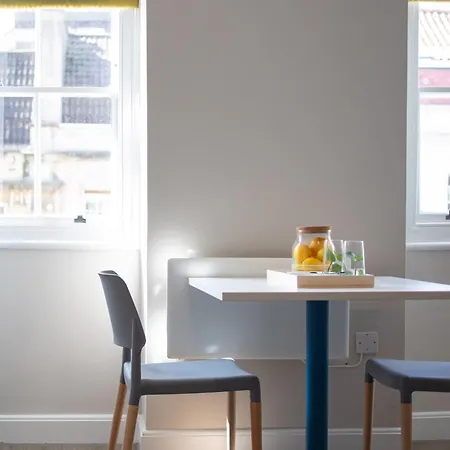 5 Park Street Avenue - Urban Apartman Bristol