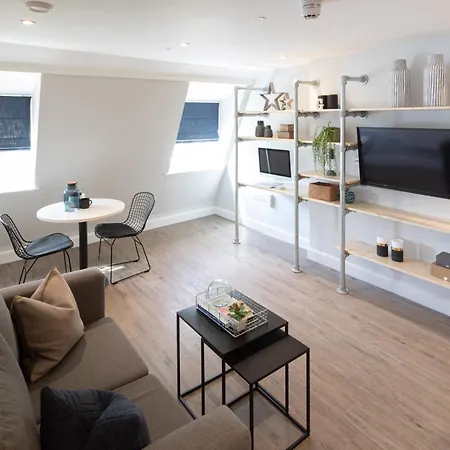 5 Park Street Avenue - Urban Apartman
