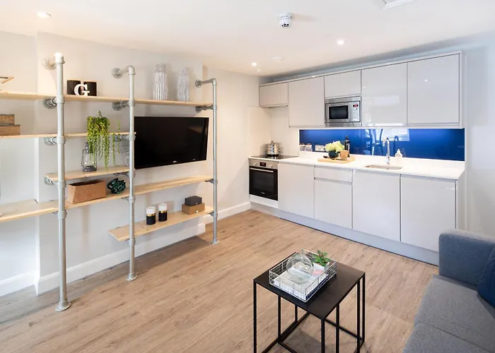 5 Park Street Avenue - Urban Apartment Bristol