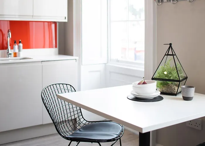 5 Park Street Avenue - Urban Apartman