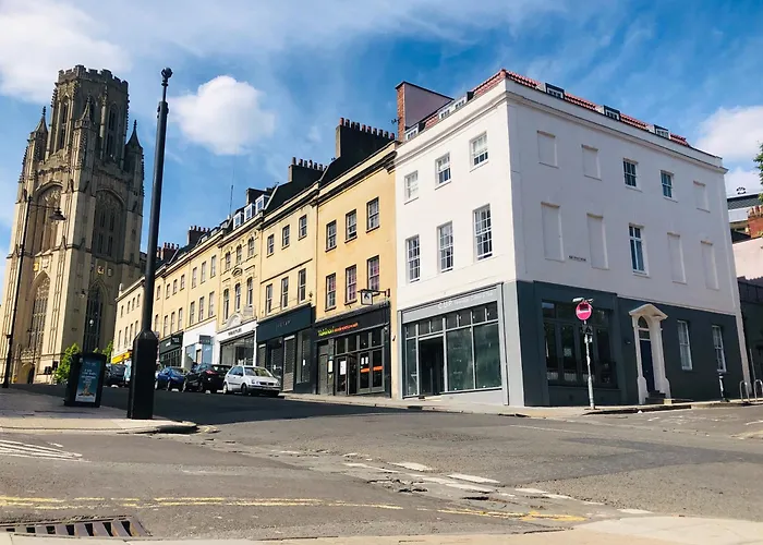 5 Park Street Avenue - Urban Apartman