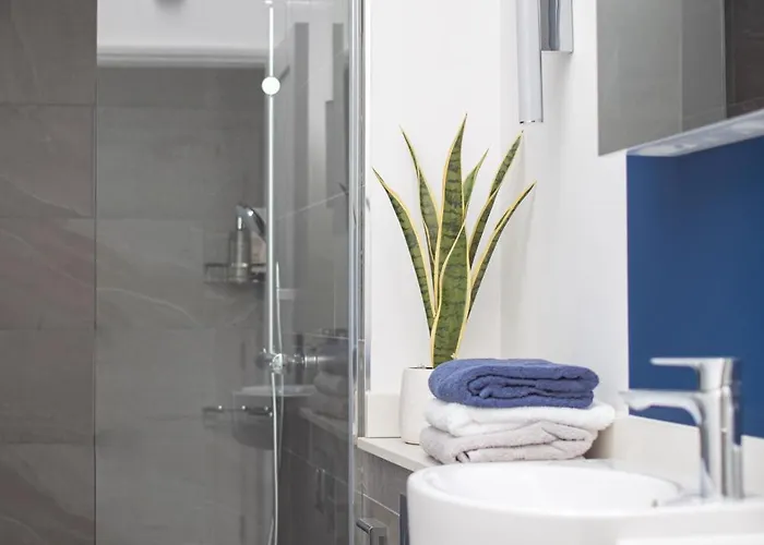 5 Park Street Avenue - Urban