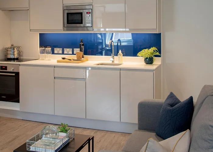 5 Park Street Avenue - Urban Apartament *